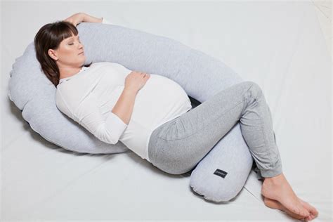Poduszka dla kobiety w ciąży 2021