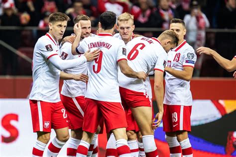 Narodowa reprezentacja Czech ogrywa drużynę narodową Polski w pierwszym meczu zmagań eliminacyjnych do Euro 2024!